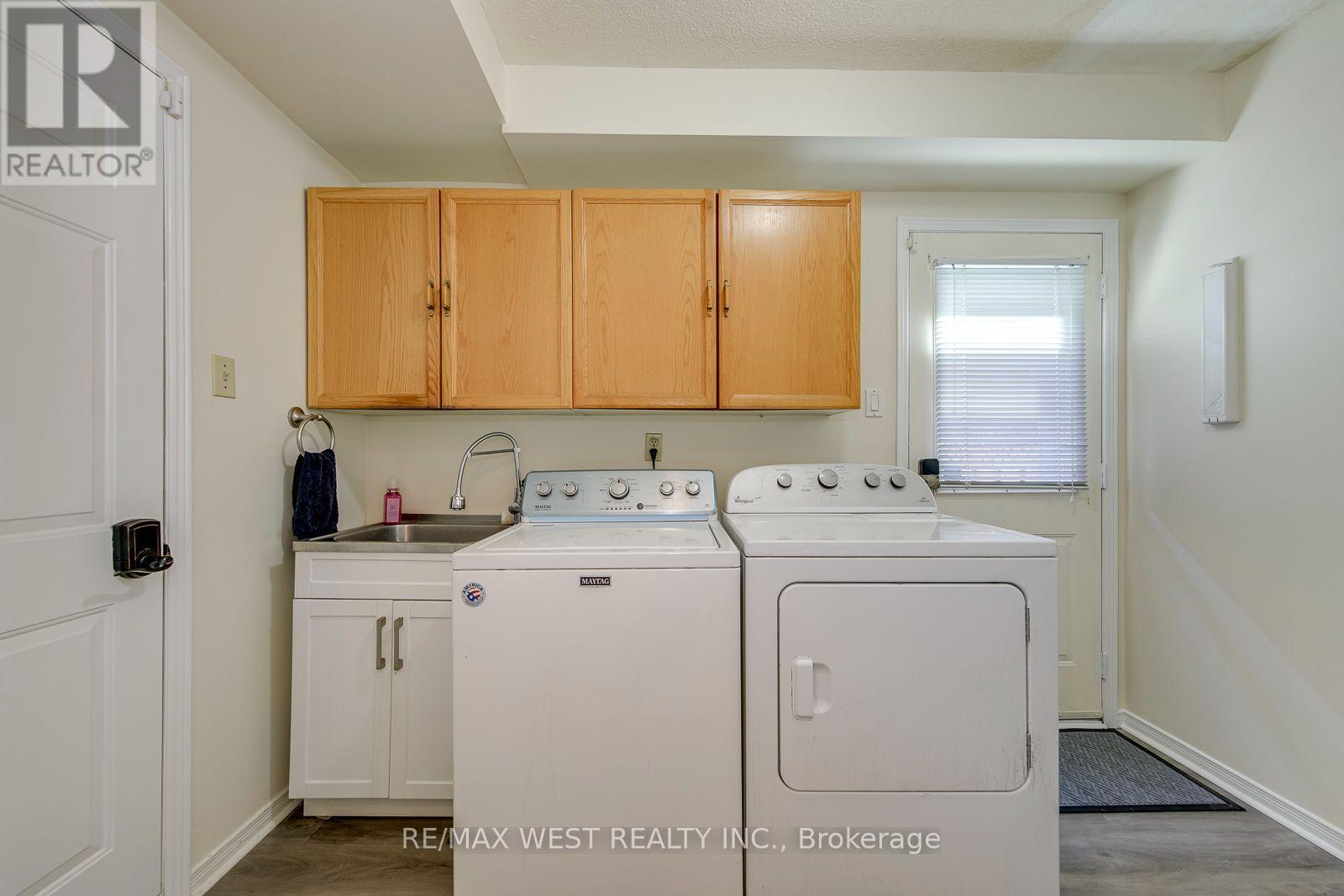413 CAMDEN CIRCLE - 23