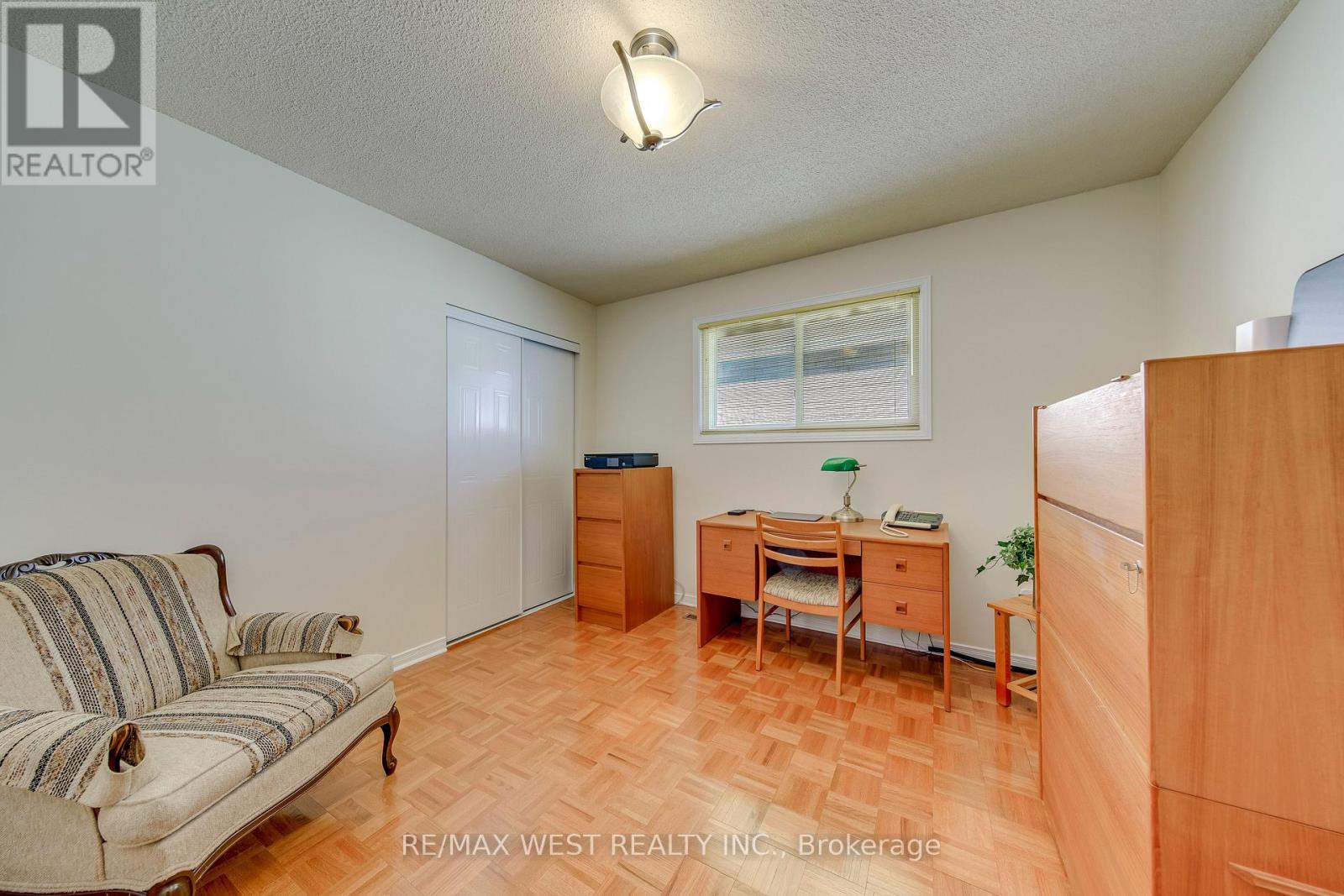413 CAMDEN CIRCLE - Image 39