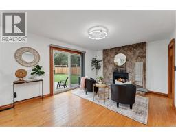 Living room - 825 Morton Drive, Lasalle, ON N9J3V3 Photo 12