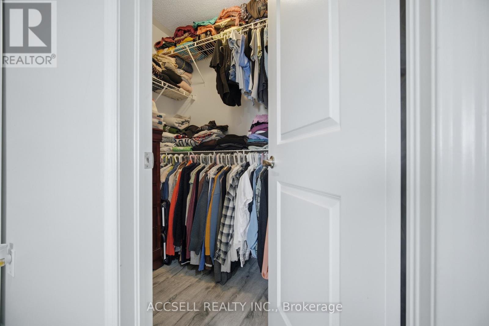 80 BANNISTER CRESCENT - Image 30