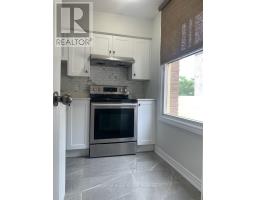 Bedroom 2 - 30 - 16 Rexdale Boulevard, Toronto, ON M9W5Z3 Photo 6