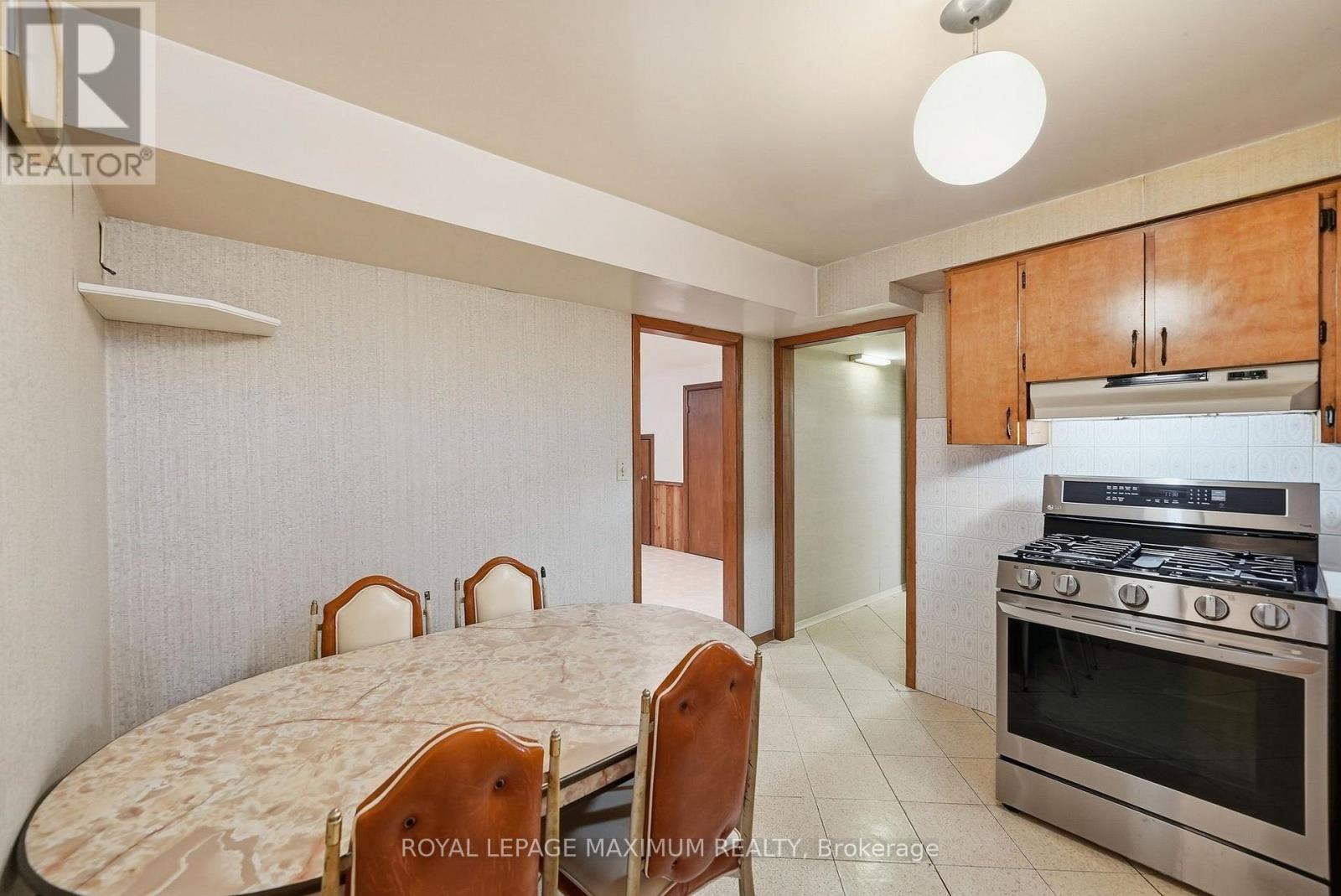 35 NORFIELD CRESCENT - Image 31