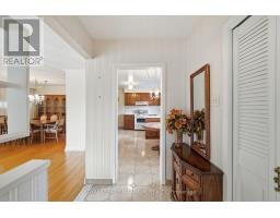 Kitchen - 35 Norfield Crescent, Toronto, ON M9W1X5 Photo 7