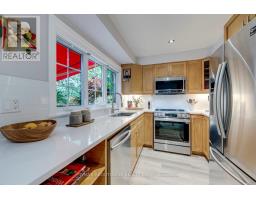 1198 Potters Wheel Crescent, Oakville, ON L6M1J2 Photo 17