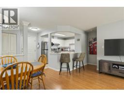 Living room - 215 5650 Edgewater Lane, Nanaimo, BC V9T6K1 Photo 9