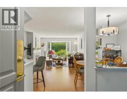 Kitchen - 215 5650 Edgewater Lane, Nanaimo, BC V9T6K1 Photo 7