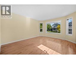 172 Citadel Bluff Close NW - photo 5