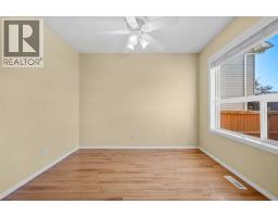 172 Citadel Bluff Close NW - photo 12