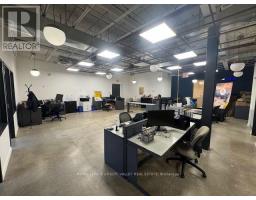 302 - 6 George Street S, Brampton, ON L6Y1P1 Photo 12