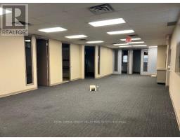 32 Queen Street W, Brampton, ON L6X1A1 Photo 14