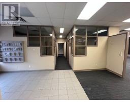32 Queen Street W, Brampton, ON L6X1A1 Photo 12