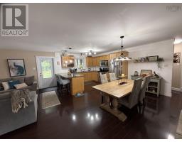 240 Winburn Avenue, Bridgewater, NS B4V9A4 Photo 12
