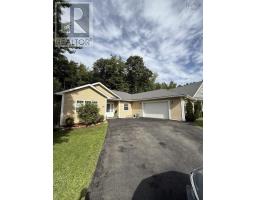 240 Winburn Avenue, Bridgewater, NS B4V9A4 Photo 45