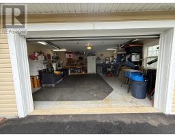 240 Winburn Avenue, Bridgewater, NS B4V9A4 Photo 43