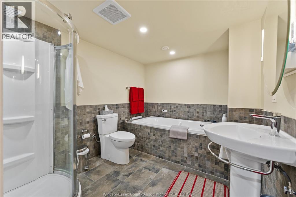 730 Champlain DRIVE - 20