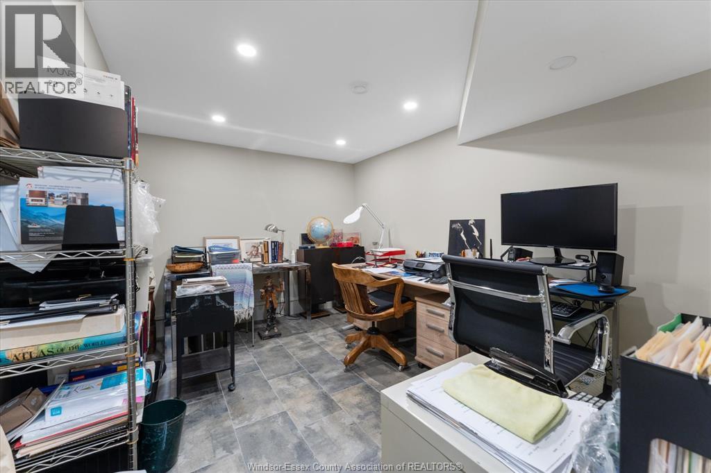 730 Champlain DRIVE - 21