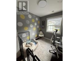 240 Winburn Avenue, Bridgewater, NS B4V9A4 Photo 22