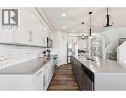 57 Crestridge Bay SW - photo 8