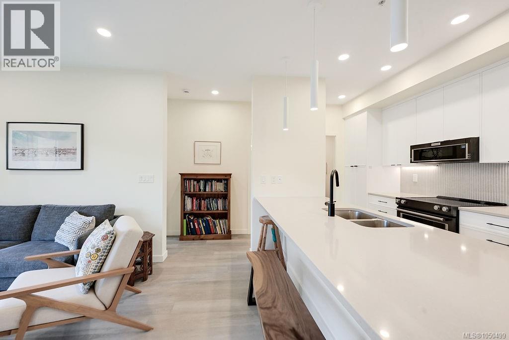 #504 610 Lampson St - Image 13