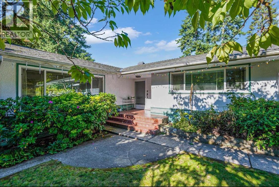 8295 ANGUS DRIVE