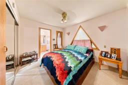 266 La Verendrye Street, Winnipeg, MB R2H0B8 Photo 14