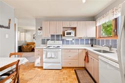 266 La Verendrye Street, Winnipeg, MB R2H0B8 Photo 10