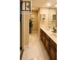 PH2, 1304 15 Avenue SW - photo 13