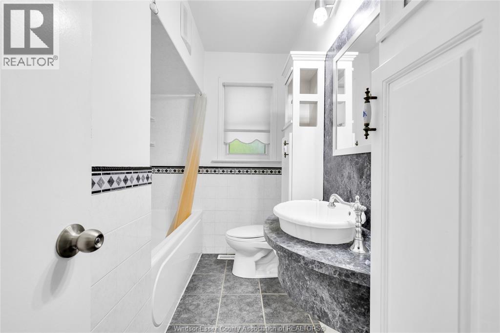 2778 PRINCESS - Image 18