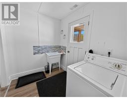 4 Eleanor Street, Gore Bay, Manitoulin Island, ON P0P1H0 Photo 40