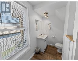 4 Eleanor Street, Gore Bay, Manitoulin Island, ON P0P1H0 Photo 37