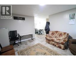 Laundry room - 5905 57 Street, Taber, AB T1G1K1 Photo 10