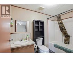 9711 103 Avenue, Clairmont, AB T8X5E9 Photo 7