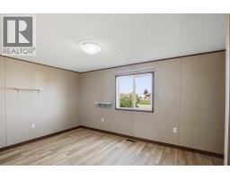 9711 103 Avenue, Clairmont, AB T8X5E9 Photo 8