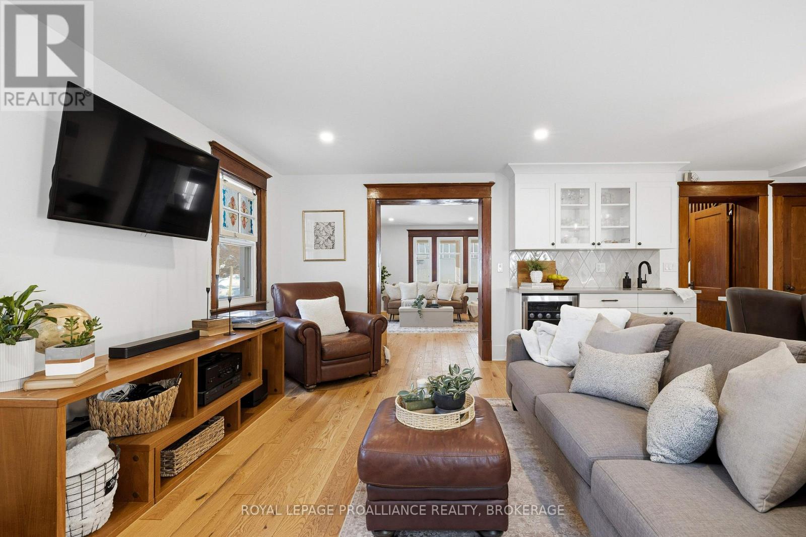 125 PINE STREET - 12