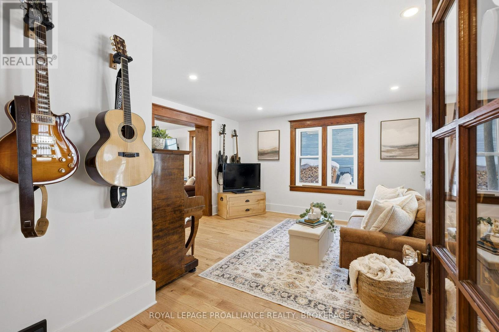 125 PINE STREET - 7