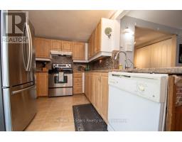 Bathroom - 23 Wolfe Street, Kawartha Lakes, ON K9V2J3 Photo 6
