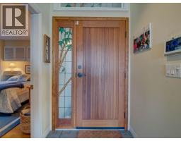 6577 Sunshine Coast Highway, Sechelt, BC V7Z0T1 Photo 14