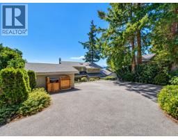 6577 Sunshine Coast Highway, Sechelt, BC V7Z0T1 Photo 8