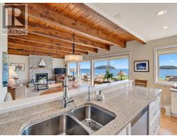 6577 Sunshine Coast Highway, Sechelt, BC V7Z0T1 Photo 21