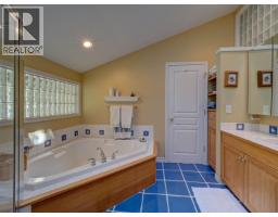 6577 Sunshine Coast Highway, Sechelt, BC V7Z0T1 Photo 31