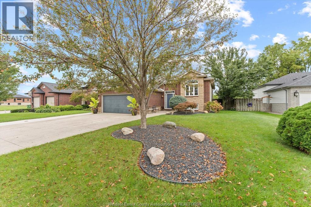 98 HAZEL Crescent, Kingsville, Ontario, N9Y0B2, Kingsville, Ontario — photo 2 of 5