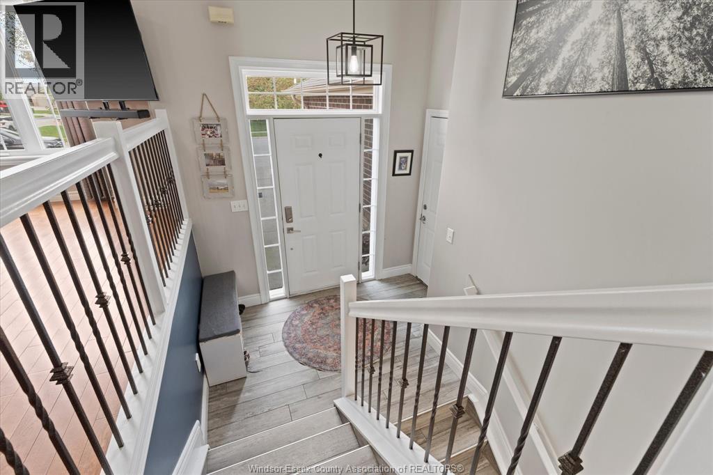 98 HAZEL Crescent, Kingsville, Ontario, N9Y0B2, Kingsville, Ontario — photo 4 of 5