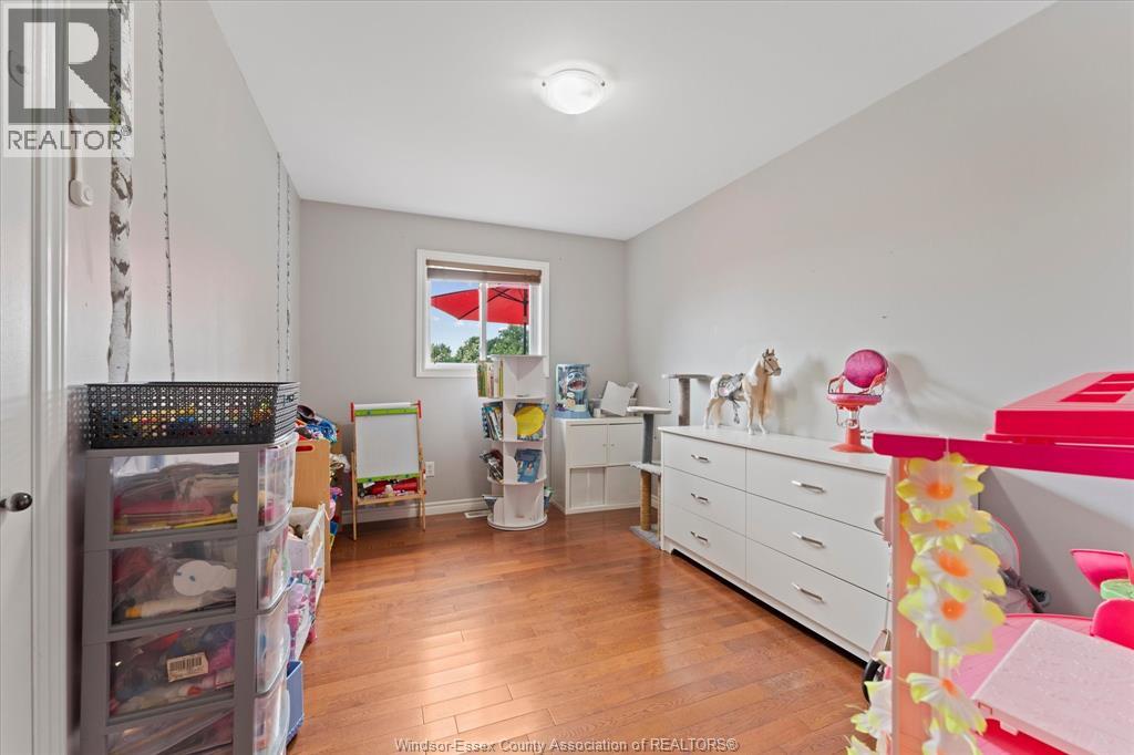 98 HAZEL CRESCENT - 17