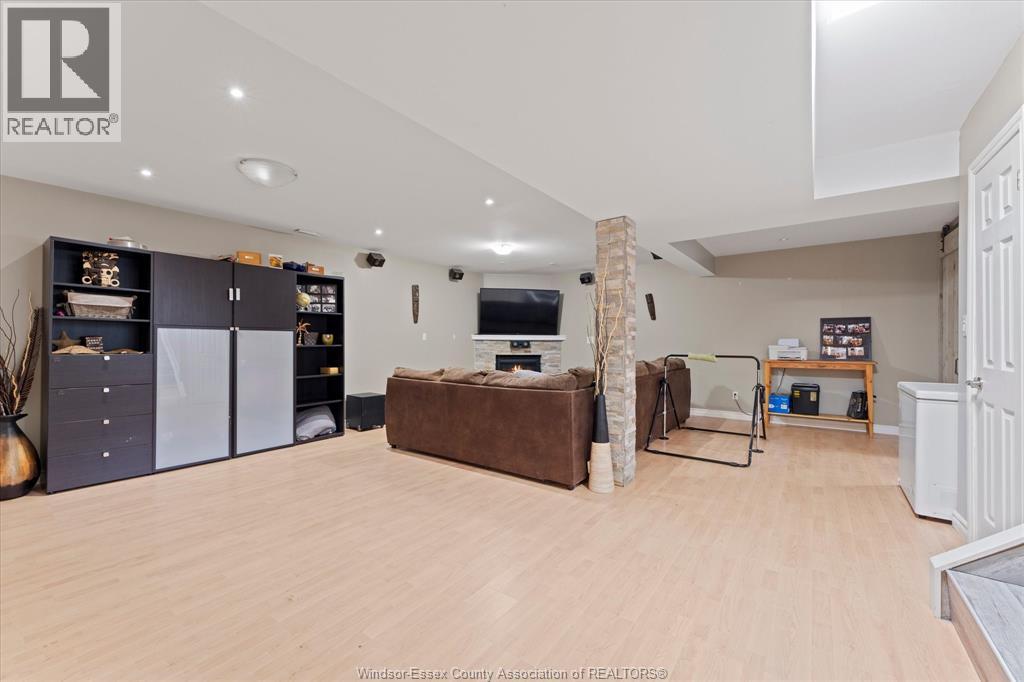 98 HAZEL CRESCENT - Image 22