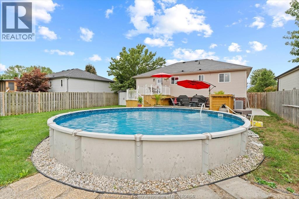 98 HAZEL CRESCENT - 38
