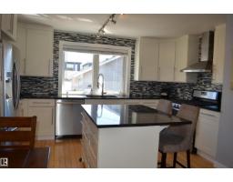 10527 81 St Nw, Edmonton, AB T6A3L3 Photo 10