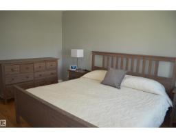 10527 81 St Nw, Edmonton, AB T6A3L3 Photo 16