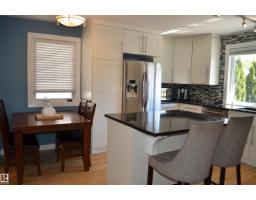 10527 81 St Nw, Edmonton, AB T6A3L3 Photo 9
