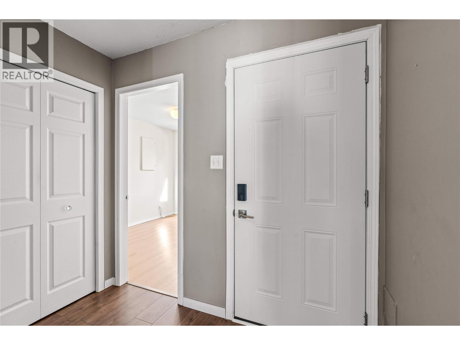 #25 2107 43 Avenue - 10