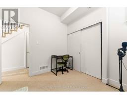 22 Bergeron Private, Ottawa, ON K1C0C2 Photo 25